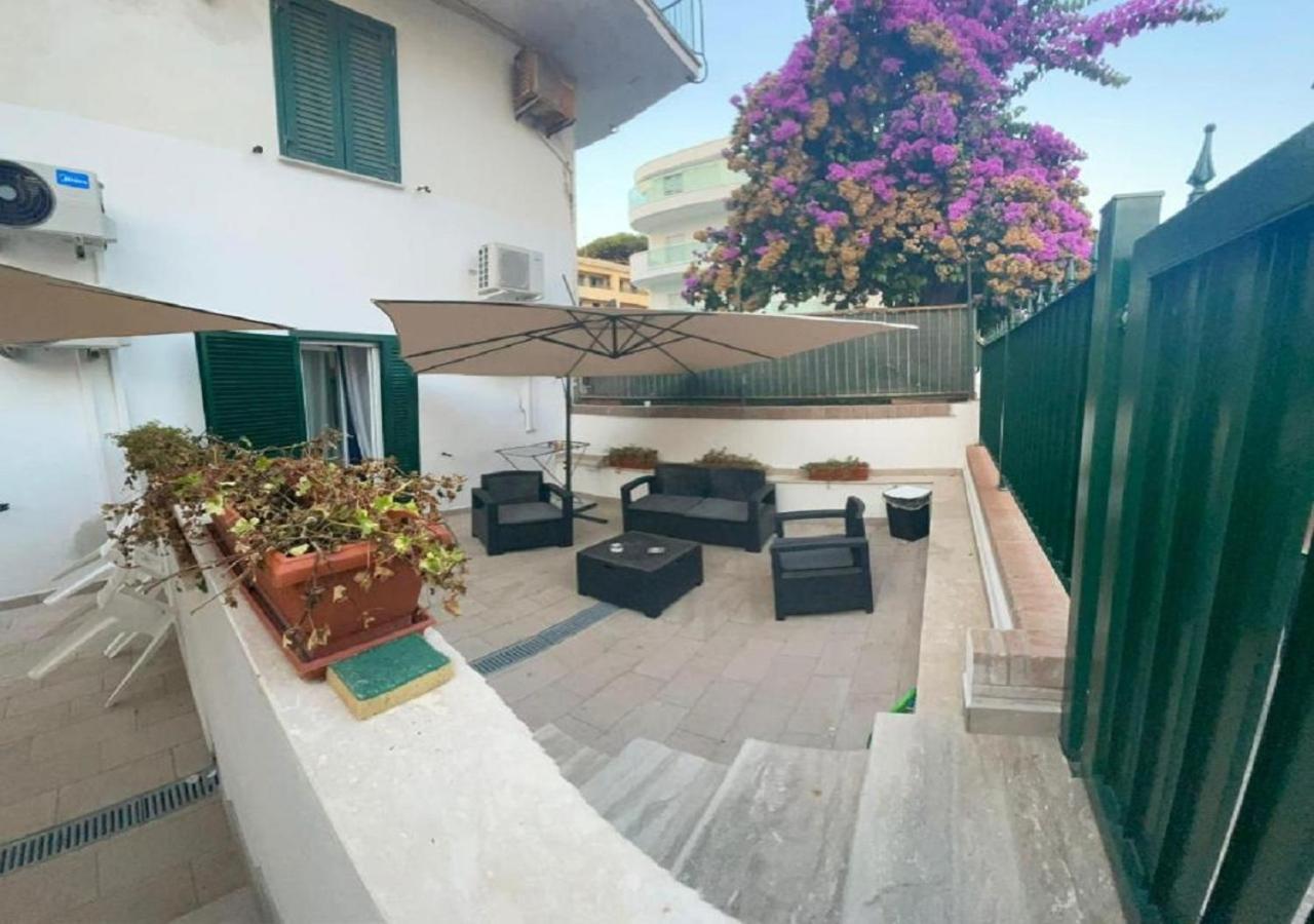 Riviera Albachiara Anzio B&B Екстер'єр фото